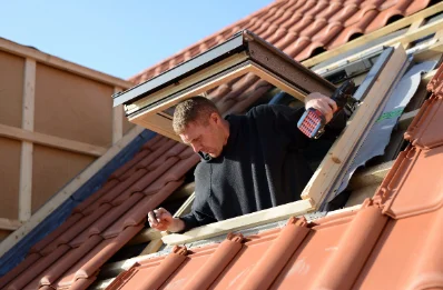 Pose de fenêtres de toit Velux à Ollezy